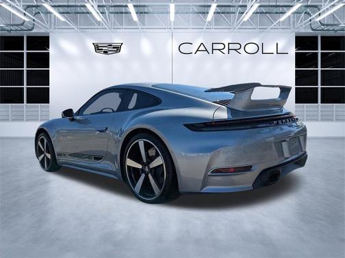 2025 Porsche 911 Carrera