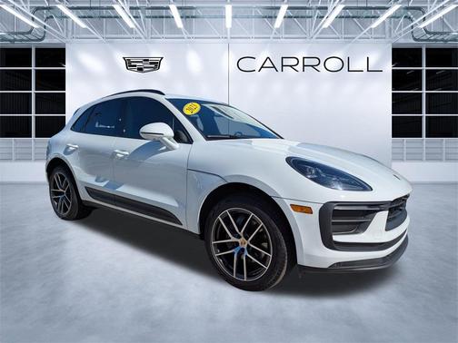 2023 Porsche Macan Base