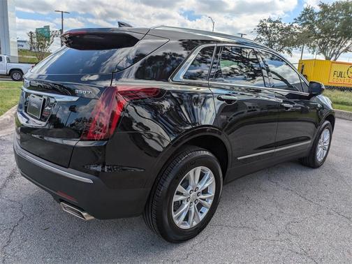 2024 Cadillac XT5 Luxury