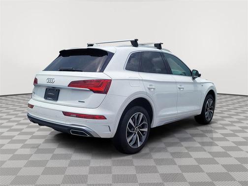2023 Audi Q5 45 S line quattro Premium