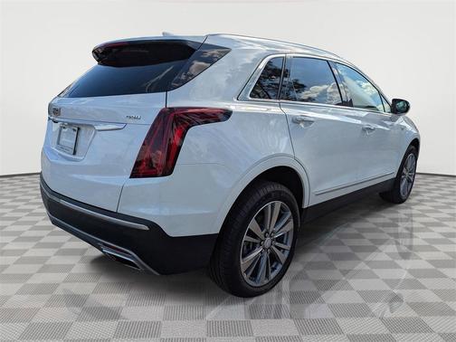 2025 Cadillac XT5 Premium Luxury