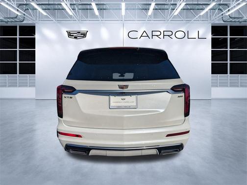 2022 Cadillac XT6 Premium Luxury FWD