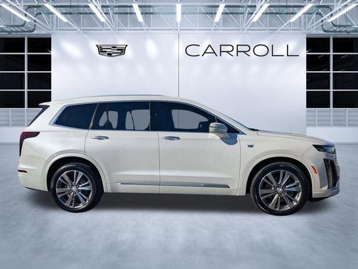 2022 Cadillac XT6 Premium Luxury FWD