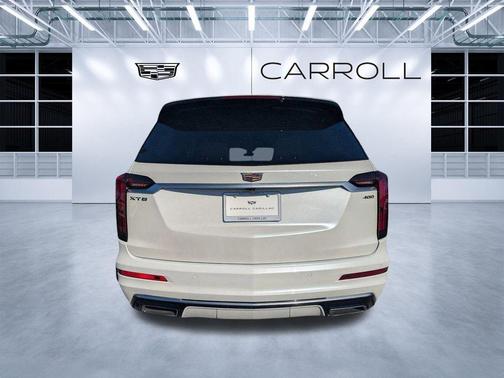 2022 Cadillac XT6 Premium Luxury FWD