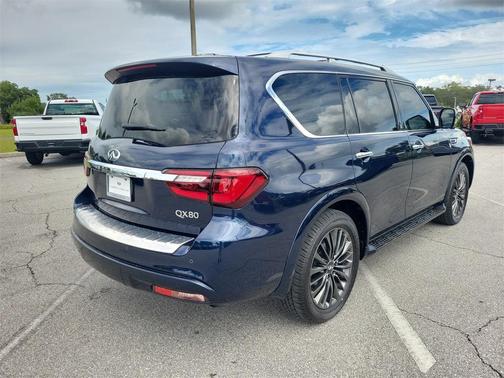 2023 INFINITI QX80 SENSORY