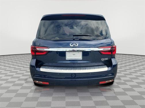 2023 INFINITI QX80 SENSORY