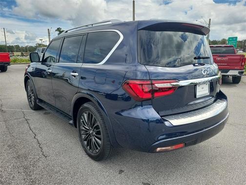 2023 INFINITI QX80 SENSORY