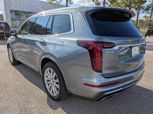 2021 Cadillac XT6 Premium Luxury FWD