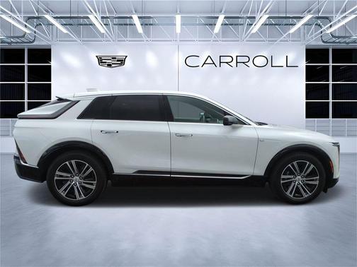 Crystal White Tri-Coat 2024 Cadillac LYRIQ Luxury