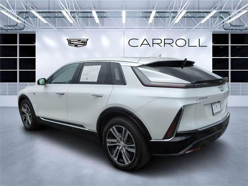 Crystal White Tri-Coat 2024 Cadillac LYRIQ Luxury
