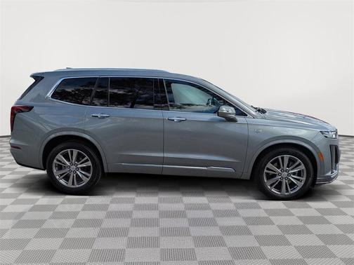 2024 Cadillac XT6 Premium Luxury FWD