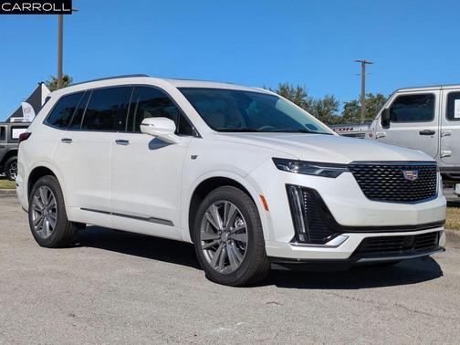 2025 Cadillac XT6 Premium Luxury FWD