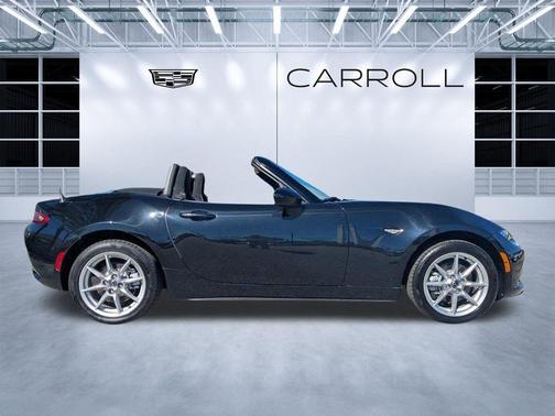 2016 Mazda MX-5 Miata Sport