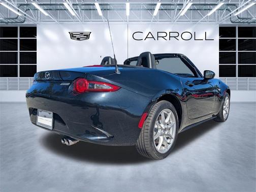 2016 Mazda MX-5 Miata Sport