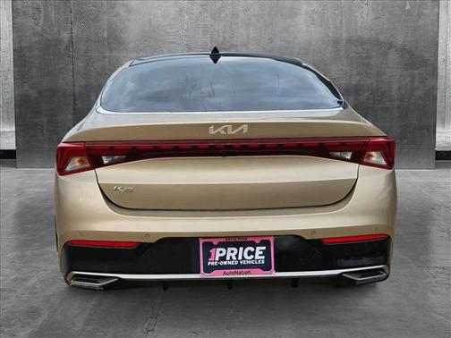 2022 Kia K5 EX