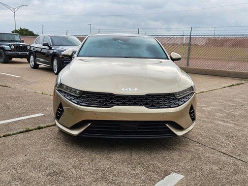 2022 Kia K5 EX