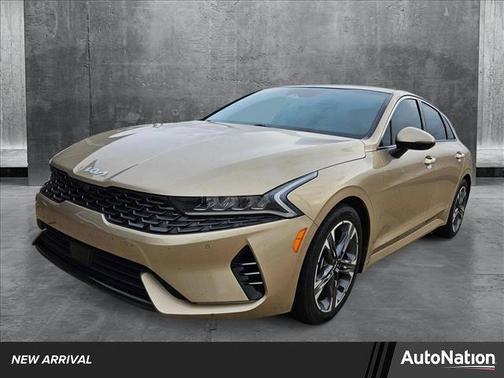 2022 Kia K5 EX