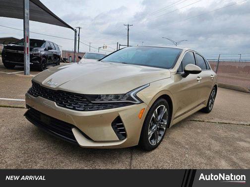 2022 Kia K5 EX