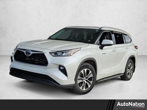 2020 Toyota Highlander Hybrid XLE