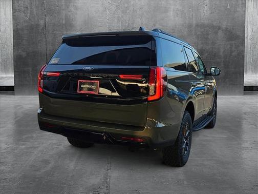 2025 Ford Expedition Tremor