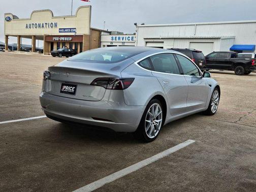White 2018 Tesla Model 3 Long Range
