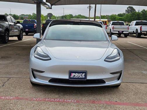 White 2018 Tesla Model 3 Long Range
