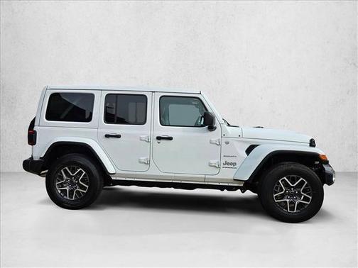 2024 Jeep Wrangler 4-Door Sahara 4x4