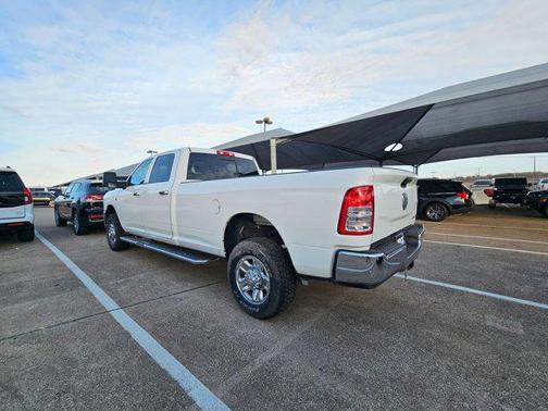 2024 RAM 2500 Tradesman Crew Cab 4x4 8' Box