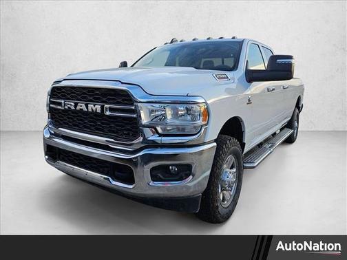 2024 RAM 2500 Tradesman Crew Cab 4x4 8' Box