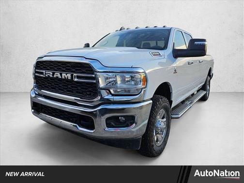 2024 RAM 2500 Tradesman Crew Cab 4x4 8' Box