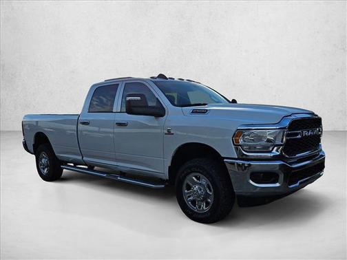 2024 RAM 2500 Tradesman Crew Cab 4x4 8' Box