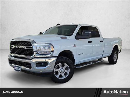 2024 RAM 3500 Big Horn Crew Cab 4x4 8' Box