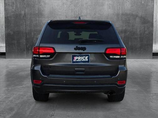 2017 Jeep Grand Cherokee Altitude