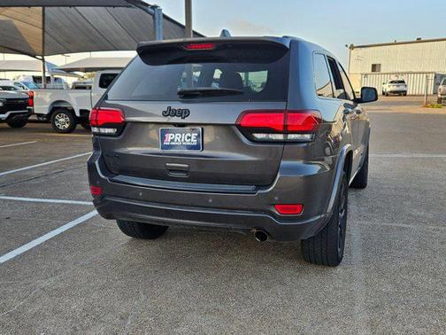 2017 Jeep Grand Cherokee Altitude