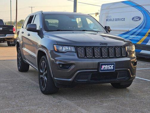 2017 Jeep Grand Cherokee Altitude