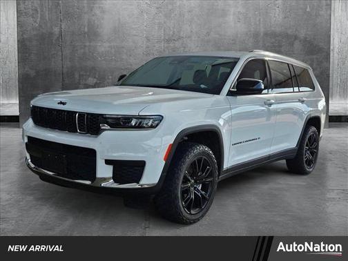 2023 Jeep Grand Cherokee L Laredo