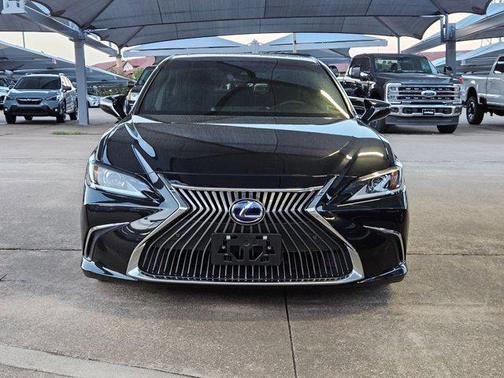 2021 Lexus ES 300h Base