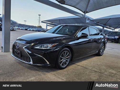 2021 Lexus ES 300h Base