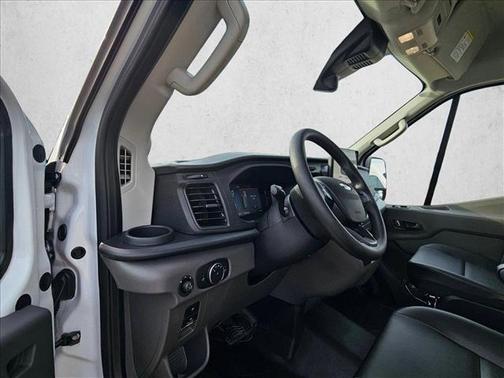 Oxford White 2026 Ford Transit-250 Base