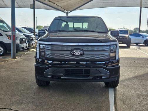 2025 Ford F-150 Lightning LARIAT