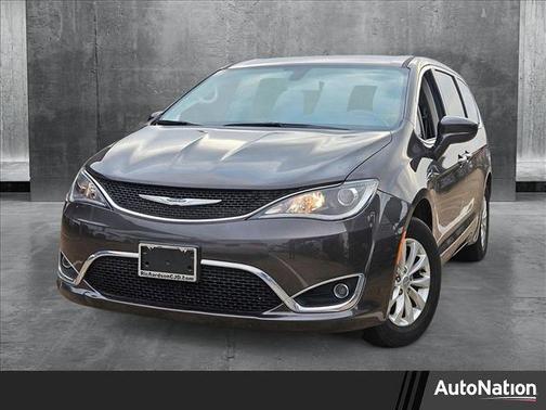 2019 Chrysler Pacifica Touring Plus