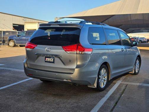 2011 Toyota Sienna Limited