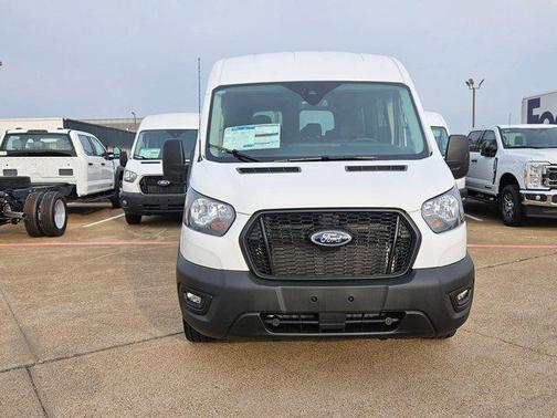 2025 Ford Transit-350 XL