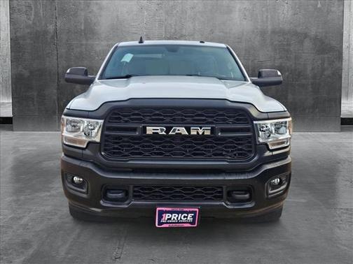 2022 RAM 2500 Tradesman Regular Cab 4x2 8' Box