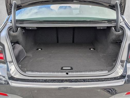 Black Sapphire Metallic 2023 BMW 530e Base