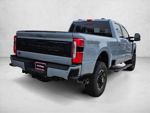Glacier Gray Metallic Tri-Coat 2026 Ford F-250 Platinum