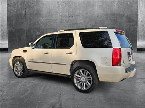 2013 Cadillac Escalade Platinum Edition