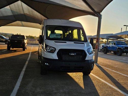 2025 Ford Transit-350 XL