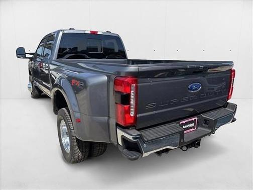 2025 Ford F-350 Lariat