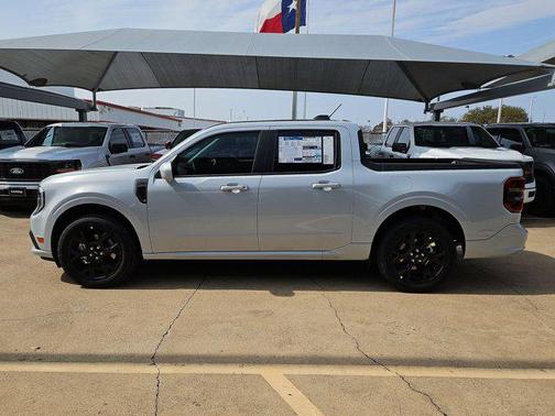 Space White Metallic 2026 Ford Maverick Lobo